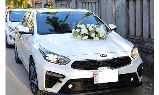Xe cưới 4 chỗ - Kia Cerato